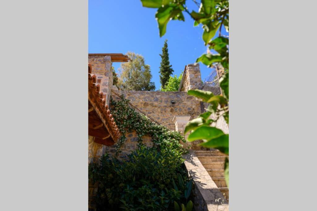 Pombia Marigoula Houseヴィラ エクステリア 写真